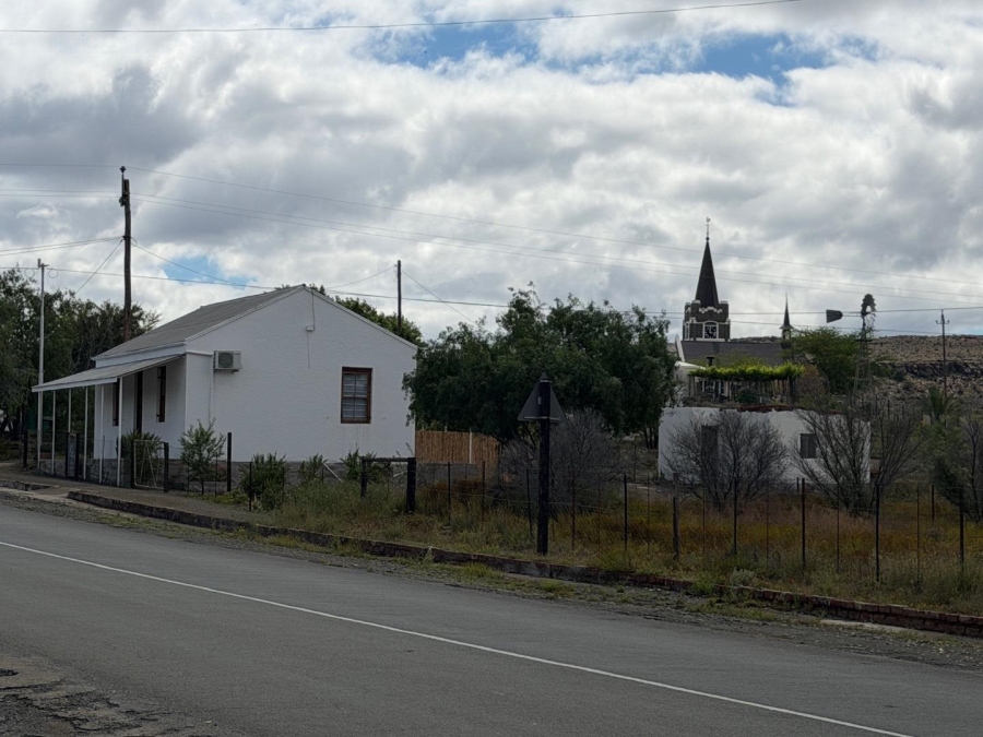 4 Bedroom Property for Sale in Merweville Western Cape
